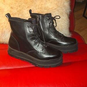 Ugg Sidnee Combat boot, sz 12